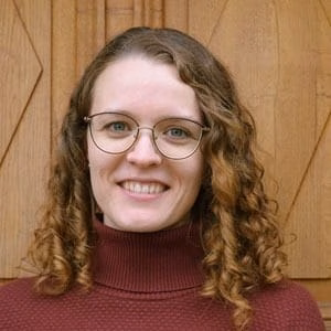 gabriela-stoll-300x300